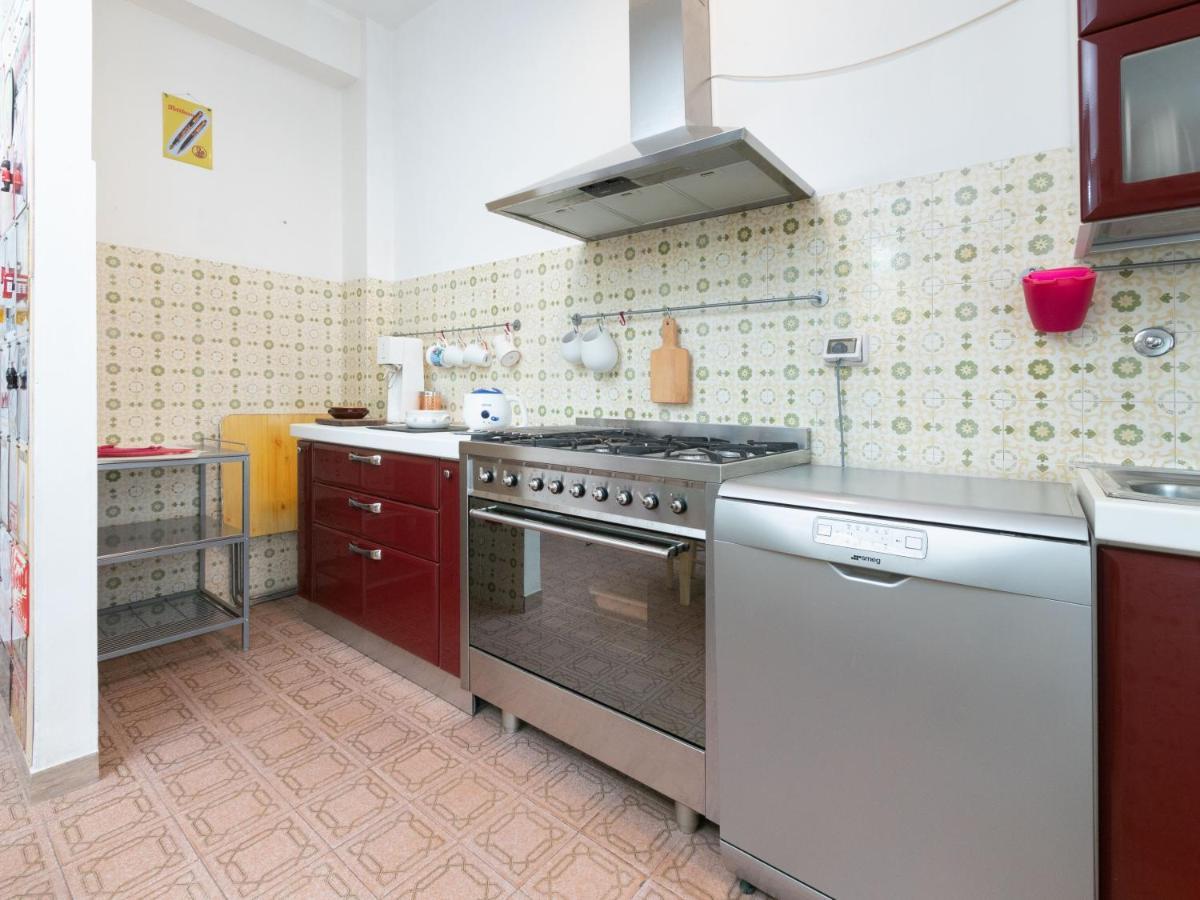 פסארו Flaminia Bright & Roomy Apartment מראה חיצוני תמונה